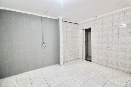 Casa para alugar com 2 quartos, 100m² em Parque Boturussu, São Paulo