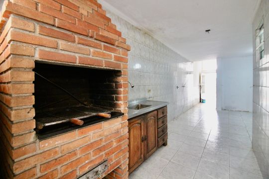 Cozinha de casa para alugar com 2 quartos, 100m² em Parque Boturussu, São Paulo