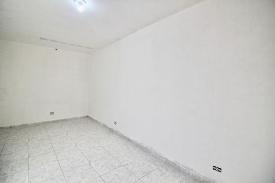 Quarto 2 de casa para alugar com 2 quartos, 100m² em Parque Boturussu, São Paulo