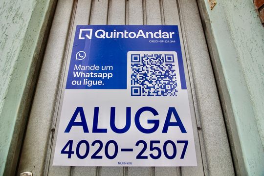 Fachada de casa à venda com 5 quartos, 165m² em Parque Boturussu, São Paulo