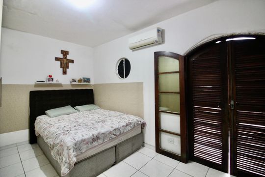 Quarto 5 de casa à venda com 5 quartos, 165m² em Parque Boturussu, São Paulo