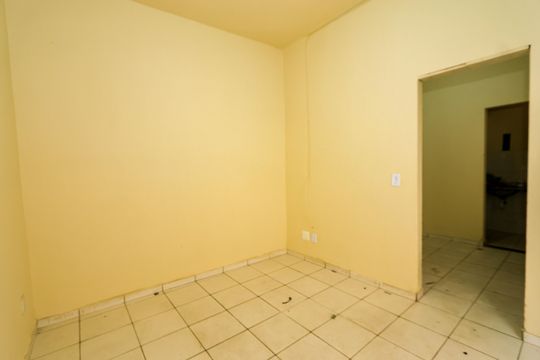 Sala de casa para alugar com 1 quarto, 50m² em Bonfim, Belo Horizonte