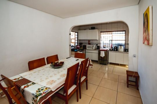 Apartamento à venda com 2 quartos, 229m² em Serrano, Belo Horizonte