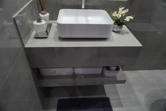 Lavabo de casa à venda com 3 quartos, 200m² em Residencial Vale das Nogueiras, Americana