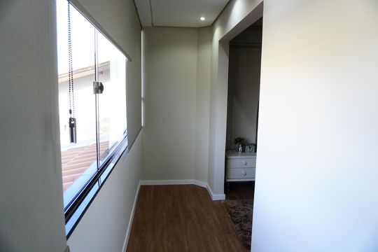 Quarto  de casa à venda com 3 quartos, 200m² em Residencial Vale das Nogueiras, Americana