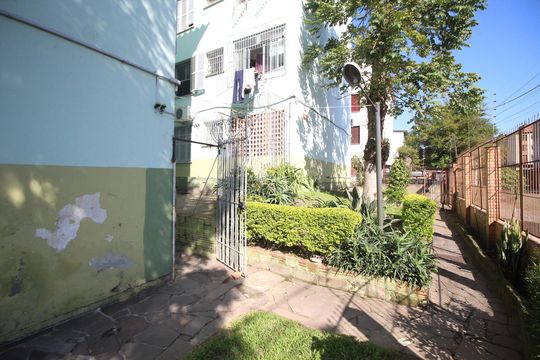 Área comum de apartamento para alugar com 1 quarto, 59m² em Rubem Berta, Porto Alegre