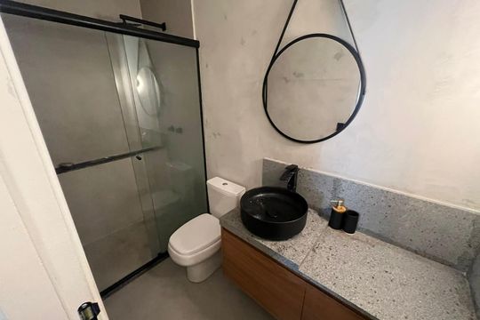 Banheiro de apartamento para alugar com 1 quarto, 50m² em Sumarezinho, São Paulo