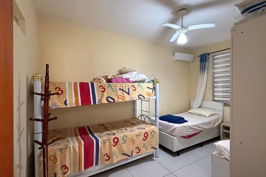 Quarto de apartamento para alugar com 1 quarto, 54m² em Tombo, Guarujá