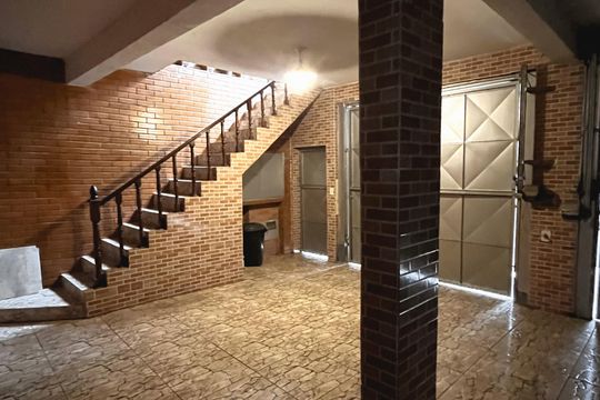 Garagem de casa para alugar com 3 quartos, 100m² em Jardim das Flores, São Paulo