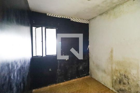 Casa à venda com 8 quartos, 350m² em Vila Maria Alta, São Paulo