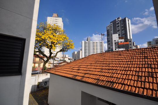 Vista do Quarto de apartamento para alugar com 1 quarto, 27m² em Vila Gustavo, São Paulo