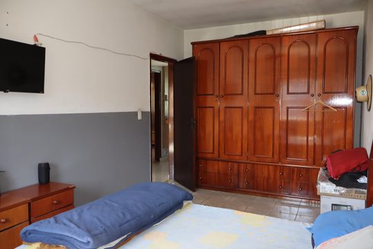 Quarto 3 de casa à venda com 3 quartos, 250m² em São Rafael, São Paulo