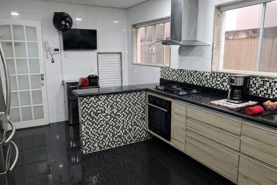 Cozinha de casa de condomínio à venda com 4 quartos, 360m² em Recreio dos Bandeirantes, Rio de Janeiro