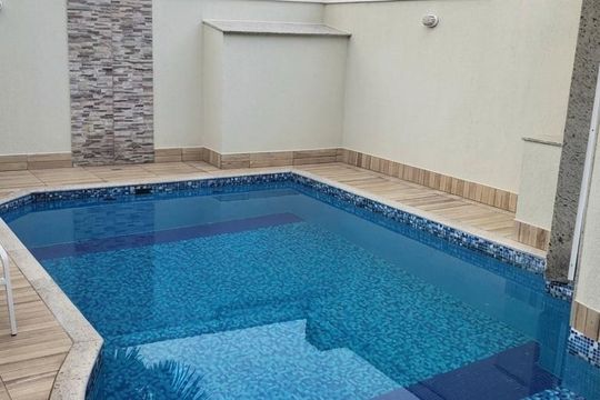 Piscina de casa de condomínio à venda com 4 quartos, 360m² em Recreio dos Bandeirantes, Rio de Janeiro