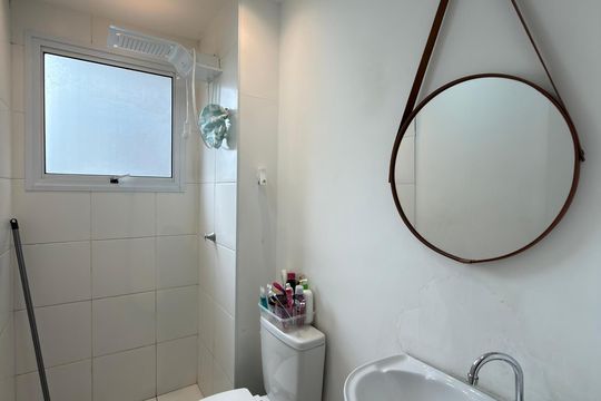 Banheiro Social de apartamento à venda com 2 quartos, 42m² em Bairro dos Casa, São Bernardo do Campo
