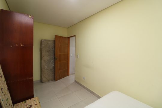 Quarto 2 de casa para alugar com 2 quartos, 150m² em Vila Olinda, São Paulo