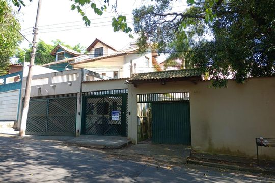 Fachada  de casa à venda com 3 quartos, 415m² em Jardim Londrina, São Paulo