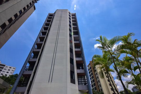 Fachada de apartamento para alugar com 1 quarto, 43m² em Vila Suzana, São Paulo