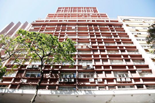Fachada de kitnet/studio à venda com 1 quarto, 42m² em Centro Histórico, Porto Alegre