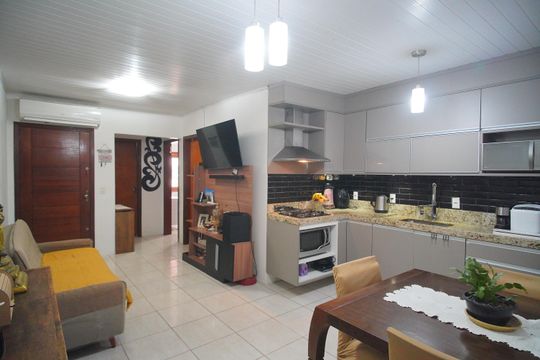 Casa à venda com 2 quartos, 76m² em Loteamento Parque Recreio, São Leopoldo