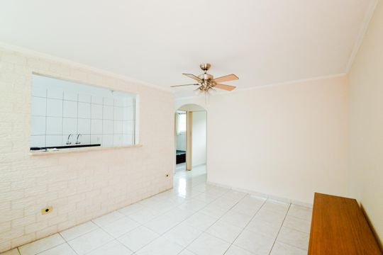 Sala de apartamento para alugar com 3 quartos, 60m² em Parque Cecap, Guarulhos