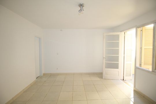 Apartamento para alugar com 0 quarto, 40m² em Rio Branco, Porto Alegre