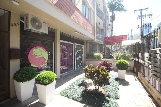 Área comum de apartamento para alugar com 0 quarto, 40m² em Rio Branco, Porto Alegre
