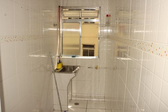 Apartamento à venda com 2 quartos, 45m² em Conjunto Habitacional Padre Manoel da Nobrega, São Paulo