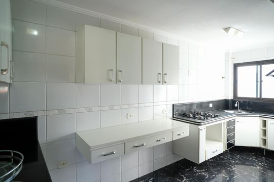 Cozinha de apartamento à venda com 3 quartos, 176m² em Santa Paula, São Caetano do Sul