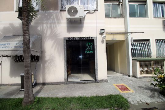 Área comum - Mercadinho de apartamento para alugar com 2 quartos, 48m² em Parada de Lucas, Rio de Janeiro