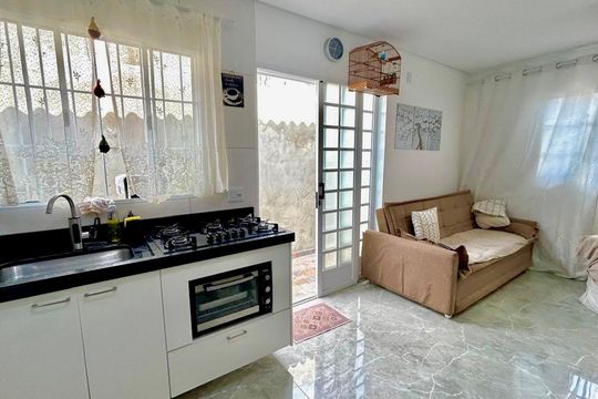 Sala Cozinha de casa à venda com 1 quarto, 35m² em Jardim Doraly, Guarulhos