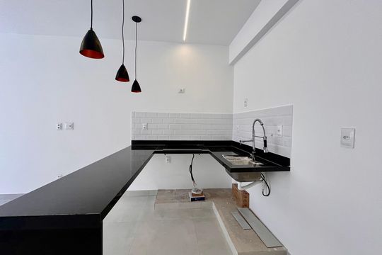 Kitnet/Studio à venda com 1 quarto, 38m² em Copacabana, Rio de Janeiro