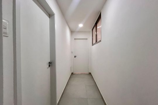 Hall de entrada de apartamento à venda com 1 quarto, 39m² em Copacabana, Rio de Janeiro