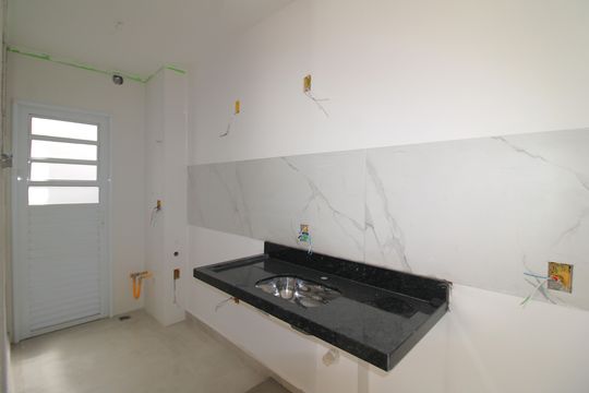 Sala/Cozinha de apartamento à venda com 2 quartos, 38m² em Vila Isolina Mazzei, São Paulo