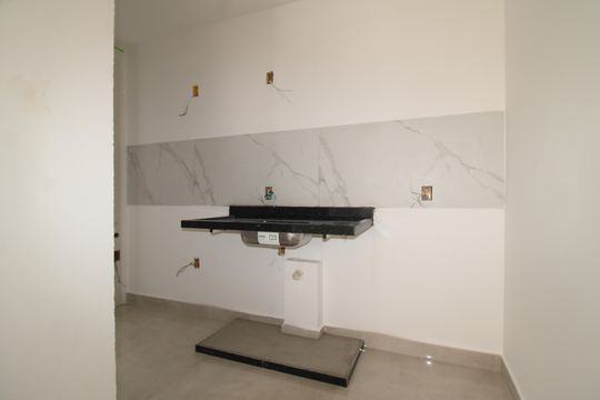 Sala/Cozinha de apartamento à venda com 2 quartos, 38m² em Vila Isolina Mazzei, São Paulo