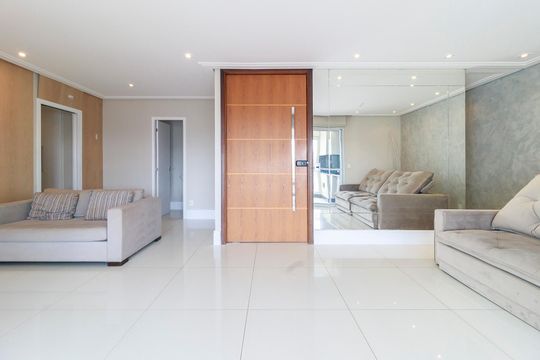 Apartamento para alugar com 4 quartos, 154m² em Jardim Caravelas, São Paulo