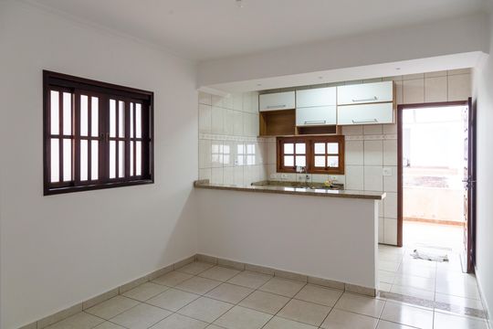 Cozinha de casa para alugar com 2 quartos, 150m² em Parque Goncalves Junior, Guarulhos