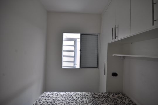 Quarto de apartamento à venda com 1 quarto, 37m² em Parque Vitoria, São Paulo