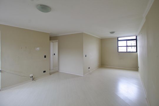 Apartamento à venda com 2 quartos, 71m² em São Francisco, Curitiba
