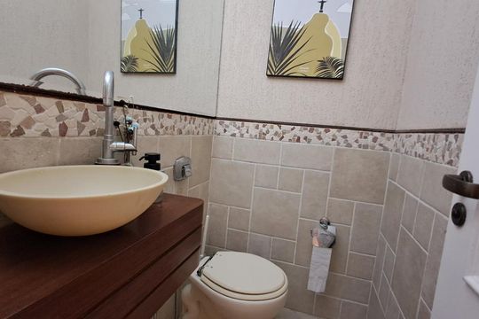 Banheiro 2 de apartamento à venda com 3 quartos, 323m² em Recreio dos Bandeirantes, Rio de Janeiro