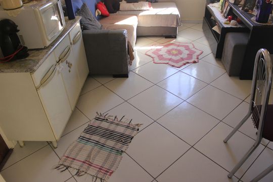 Sala de apartamento à venda com 2 quartos, 48m² em Jardim Sao Luiz, Guarulhos