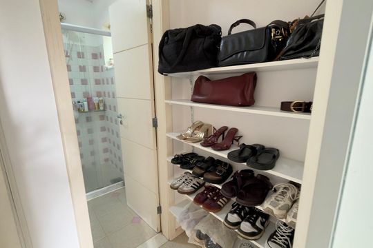 Quarto de casa à venda com 3 quartos, 272m² em Rio do Ouro, Niterói