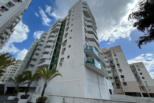 Fachada do bloco de apartamento para alugar com 2 quartos, 80m² em Engenho de Dentro, Rio de Janeiro
