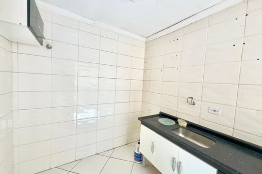 Cozinha de apartamento à venda com 2 quartos, 45m² em Jardim Sao Luiz, Guarulhos