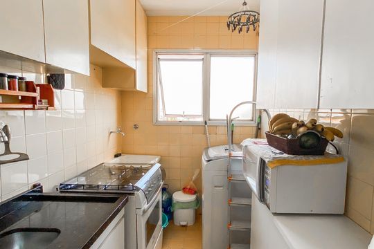 Cozinha de apartamento à venda com 2 quartos, 45m² em Vila Salete, São Paulo