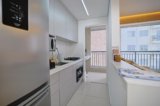 Cozinha de apartamento para alugar com 2 quartos, 42m² em Vila Guilhermina, São Paulo