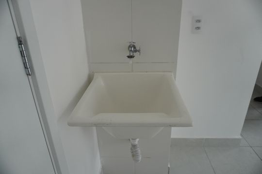 Apartamento para alugar com 2 quartos, 36m² em Vila Carmosina, São Paulo