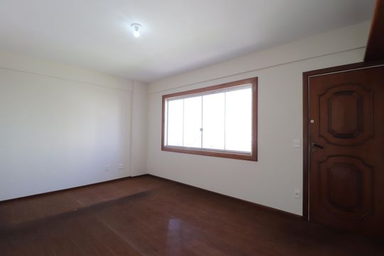 Apartamento para alugar com 3 quartos, 117m² em Centro, Uberlândia