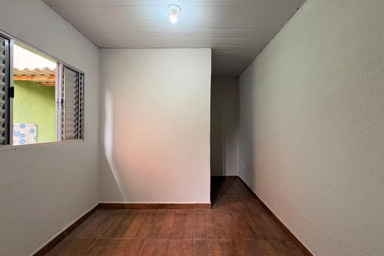 Suite de casa à venda com 4 quartos, 182m² em Jardim das Maravilhas, Santo André