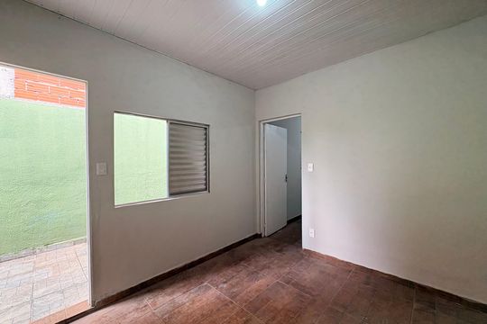 Sala de casa à venda com 4 quartos, 182m² em Jardim das Maravilhas, Santo André